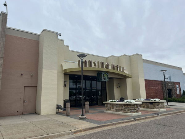 Lansing Mall - Aug 13 2022 (newer photo)